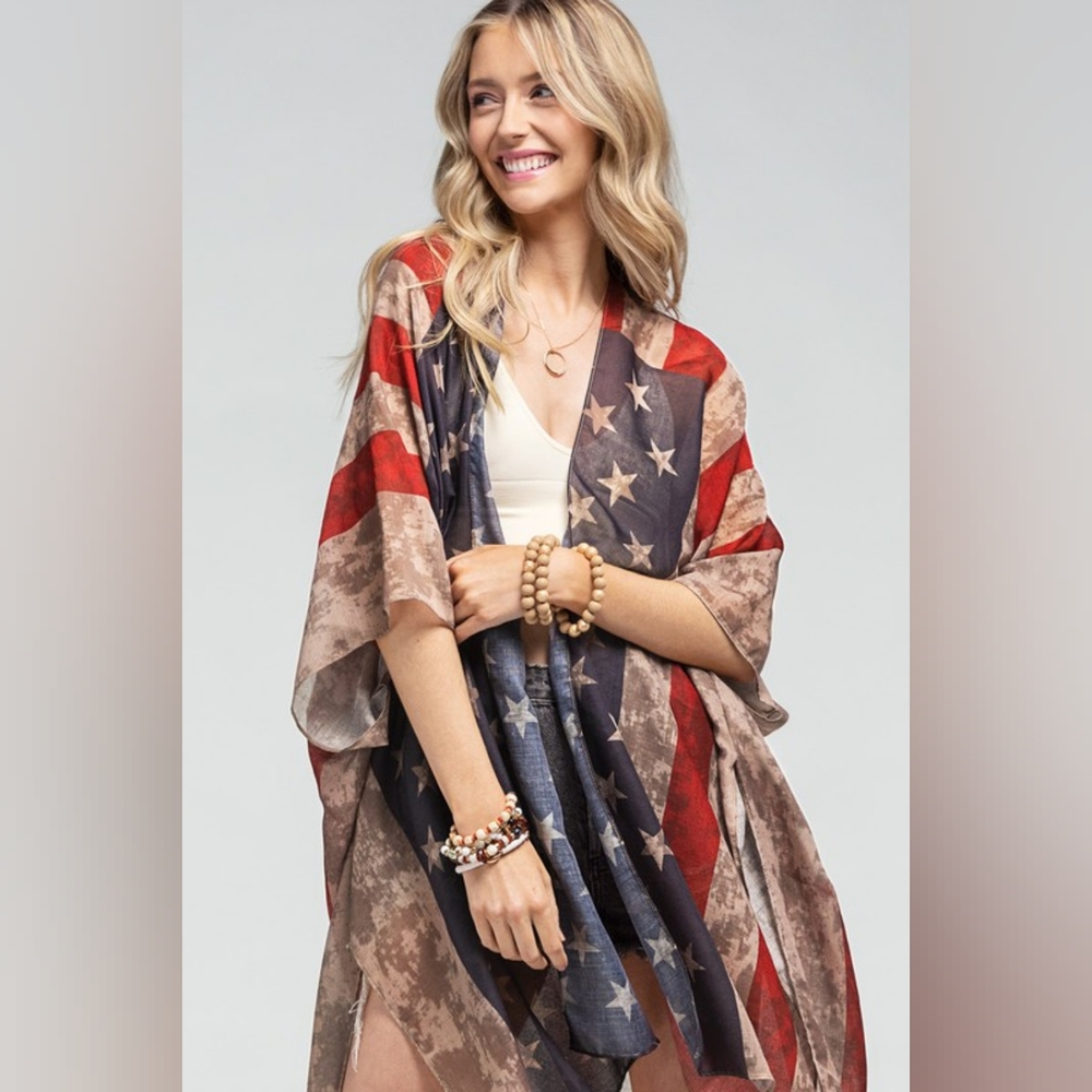 Vintage American Flag Coverup Kimono w/ Side Slits - Great for Patriotic Events!